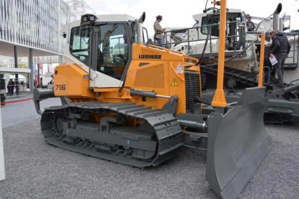 بولدوزر PR 716 لیبهر Liebherr