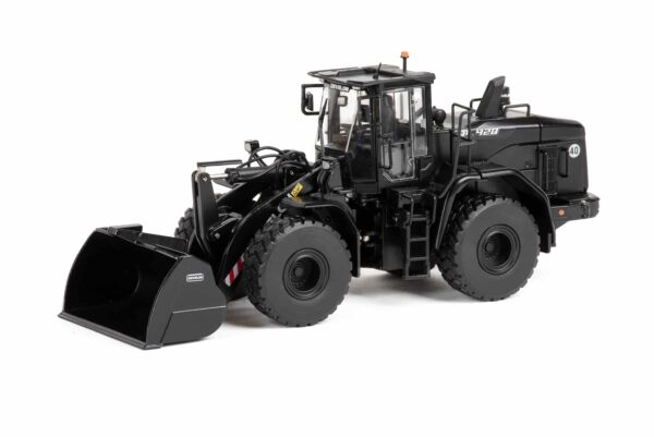فروش لودر چرخ‌لاستیکی DL250 دوسان Doosan