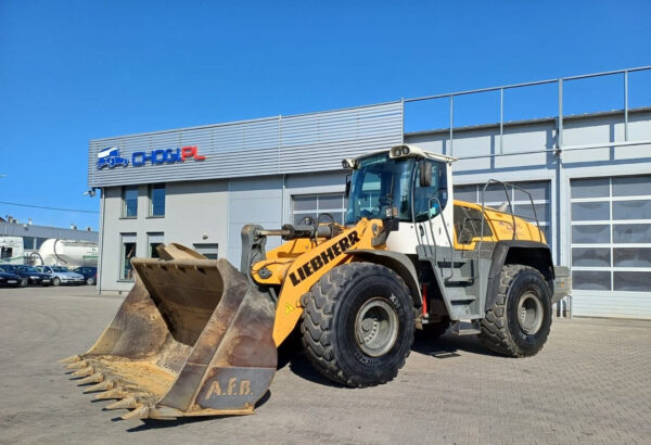 لودر چرخ‌لاستیکی L 566 لیبهر Liebherr