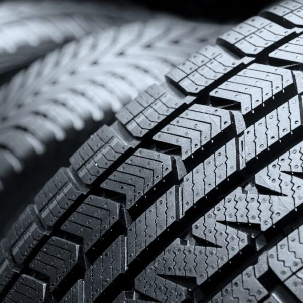 واردات و فروش مواد اولیه صنعت لاستیک