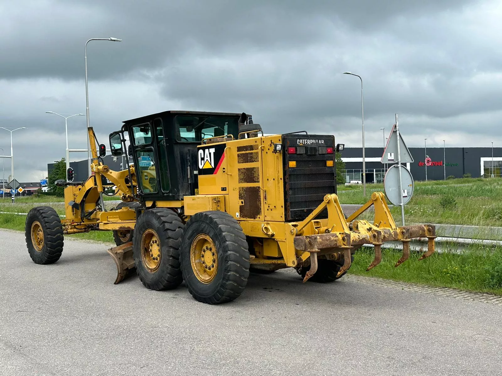 گریدر کاترپیلار Caterpillar 120K