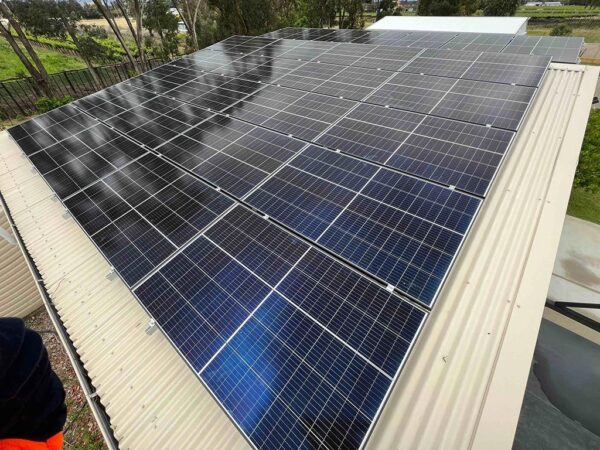 فروش پنل خورشیدی ترینا سولار Trina Solar (چین)
