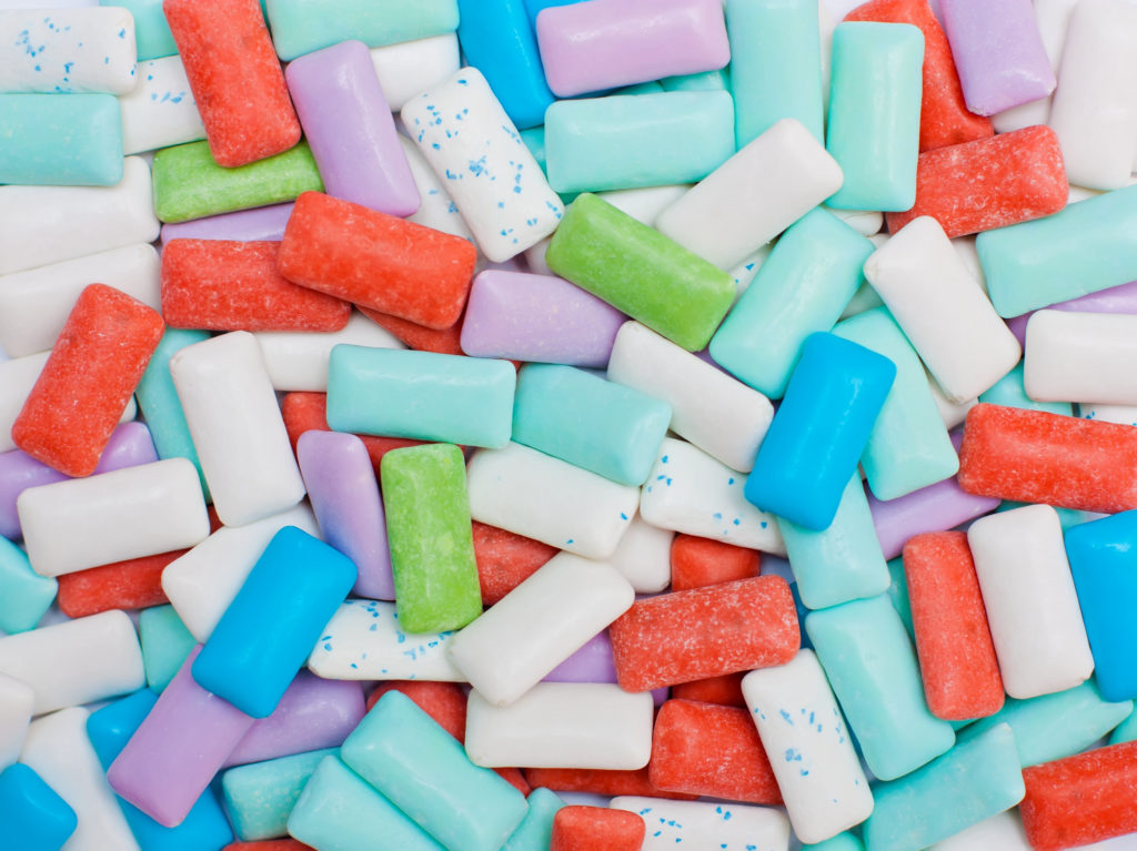 Use of sorbitol in chewing gum