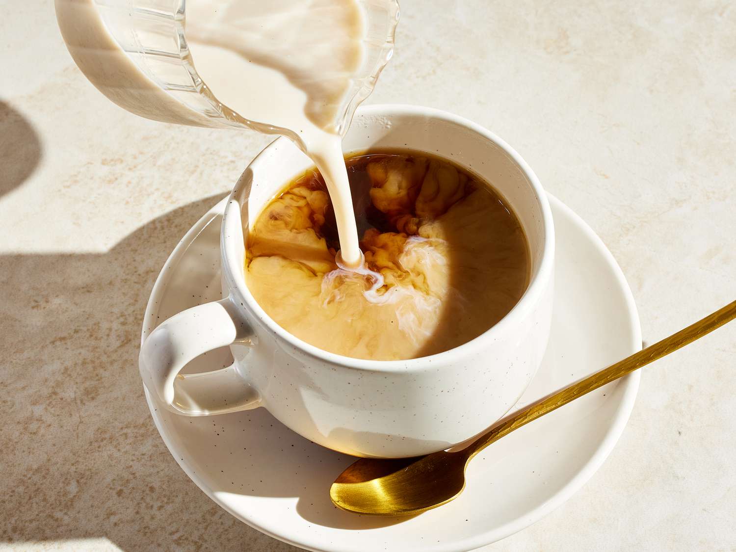 Comparison of cream powder and coffeemate