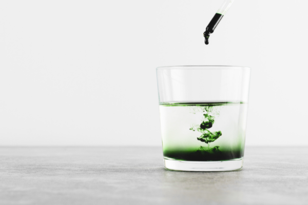 The difference between copper chlorophyllin and natural chlorophyll