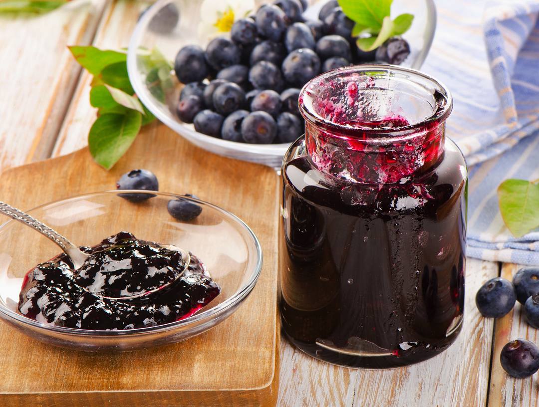 Use of pectin in jam production