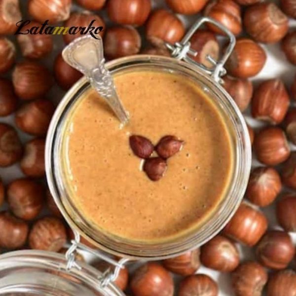 Фундук в скорлупе