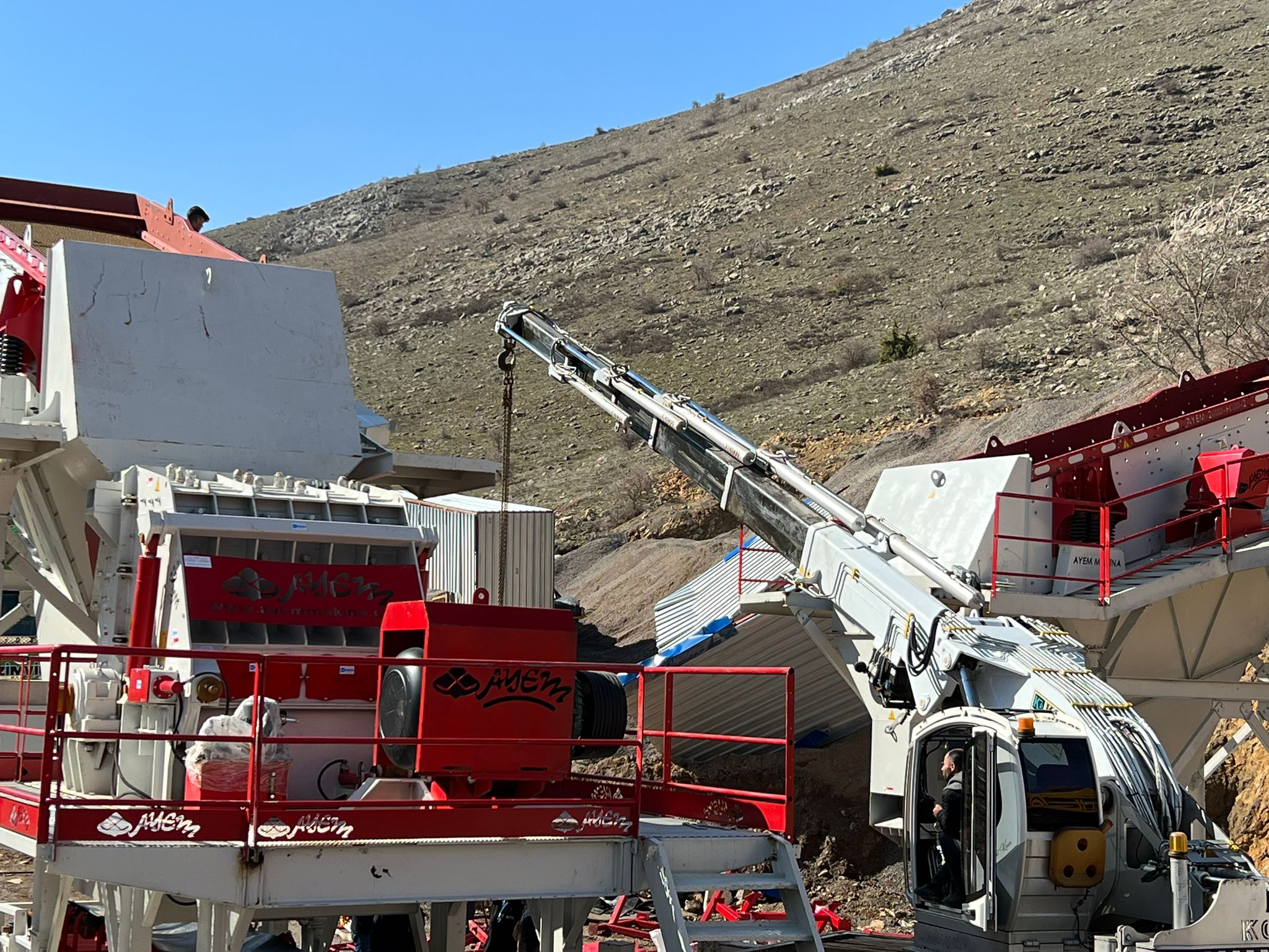 Почему стоит стать официальным дилером оборудования Kırma Eleme Yıkama от MT Royal? 