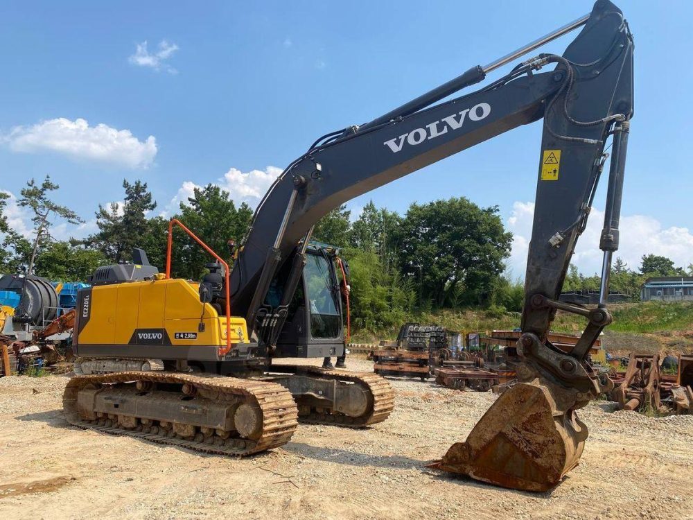 Продажа экскаватора Volvo EC220DL