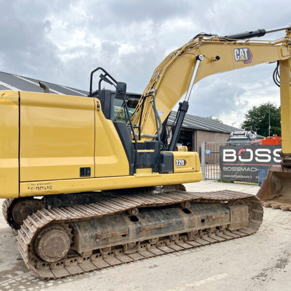 Купить гусеничный экскаватор Caterpillar 320 – Импортер