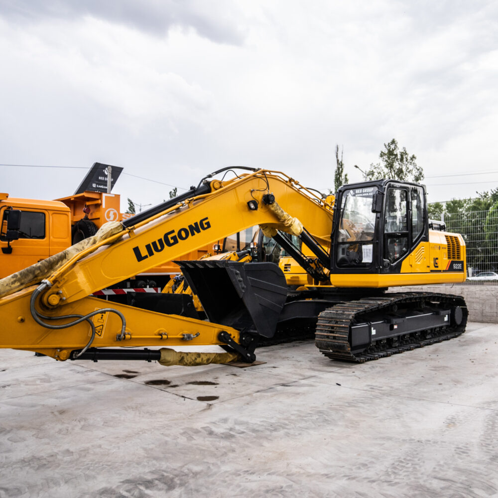 Купить гусеничный экскаватор Liugong 922E – Импортер
