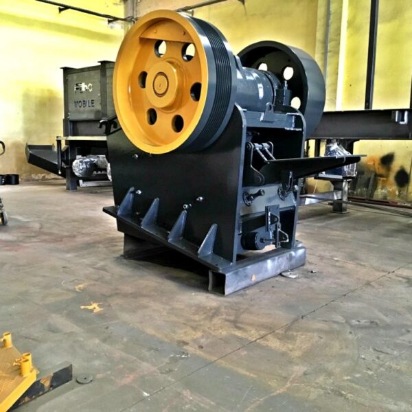 Щековая дробилка модели 90 – производство в Турции