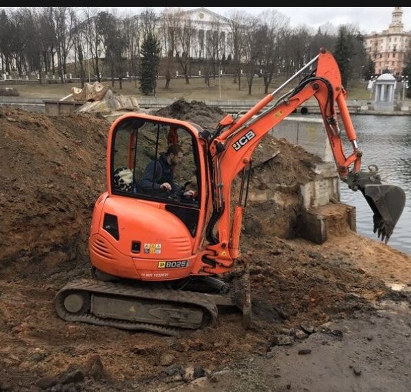 Купить мини-экскаватор JCB 8025 – Импортер