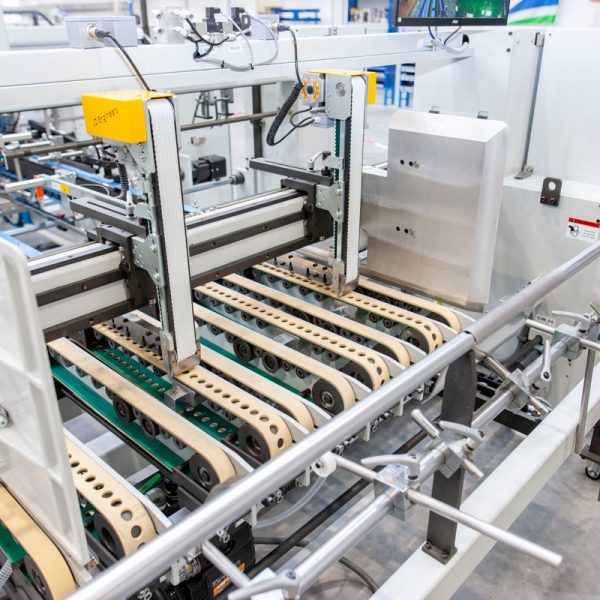 Hız Kontrollü Besleyici (Speed-Controlled Feeder)