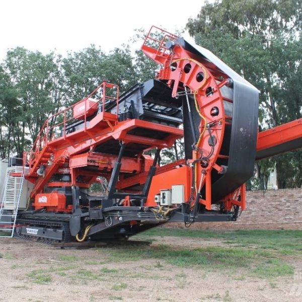 Konik Kırıcı KMH Makine UH450E