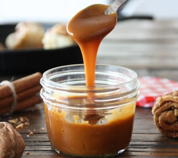 Karamel sos